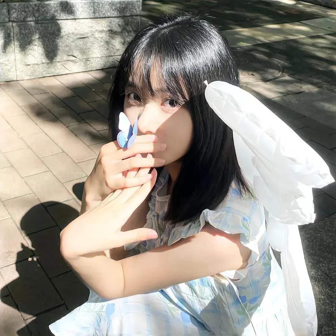 蕾哈娜内衣秀4